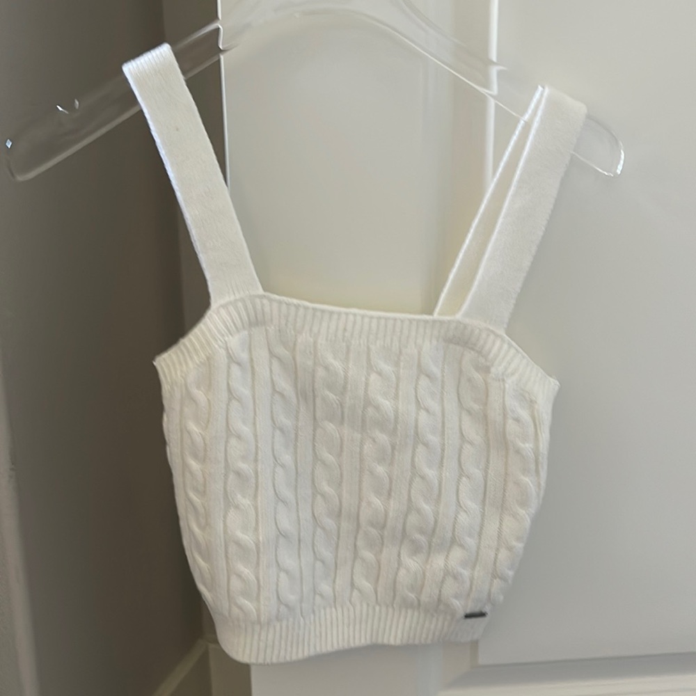 Hollister top brand new